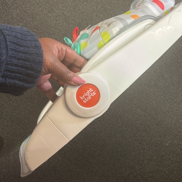 Bright Stars Sit me up baby chair - Picture 8 of 11